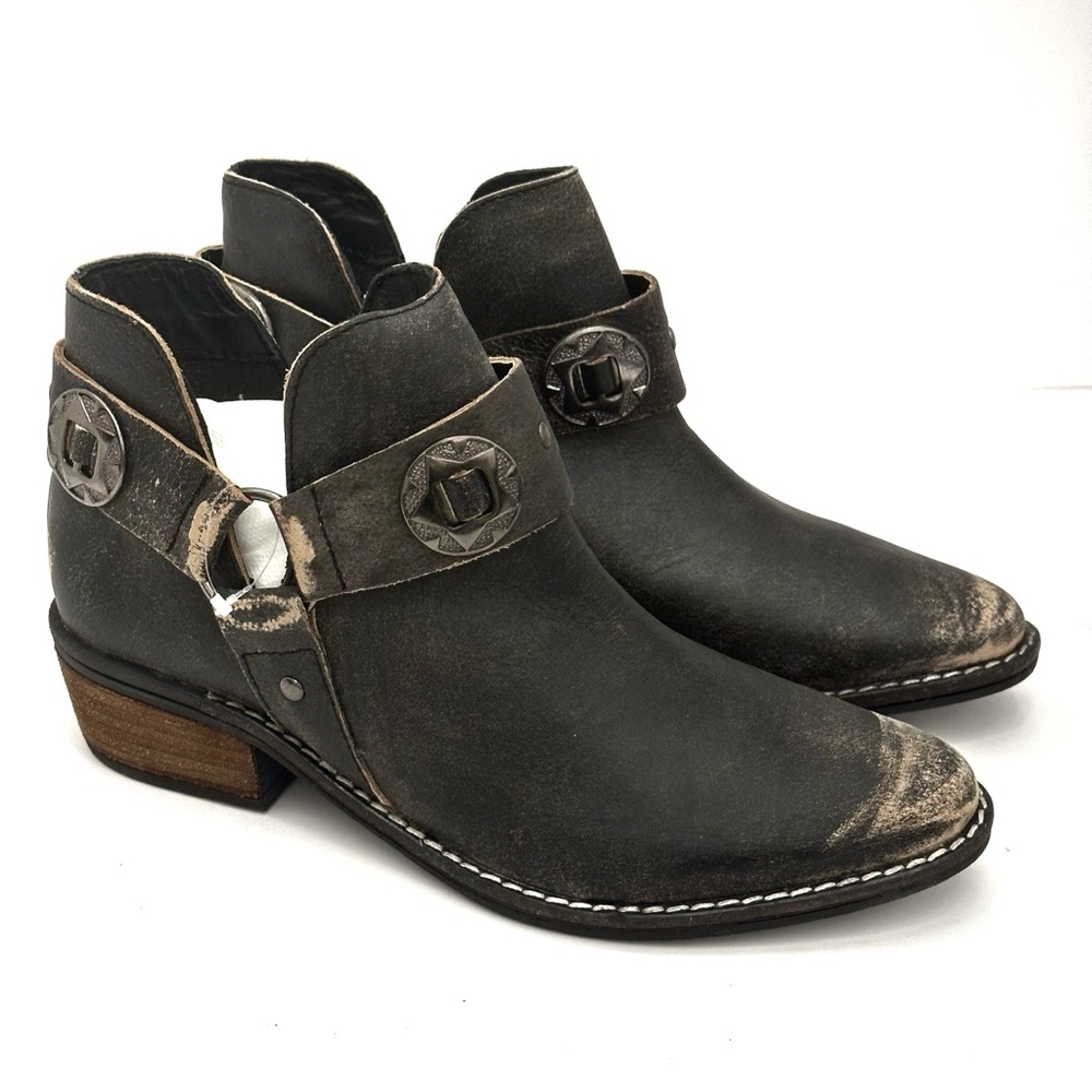 Chinese Laundry Austin" Black  distressed leatherWestern Bootie  Coal, Sz8